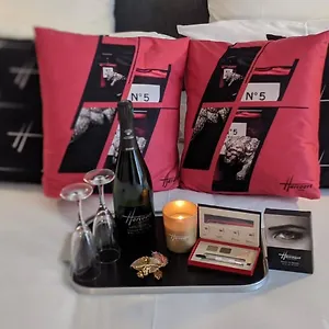 Residences Harcourt - Ile Saint Louis - , Parigi Francia
